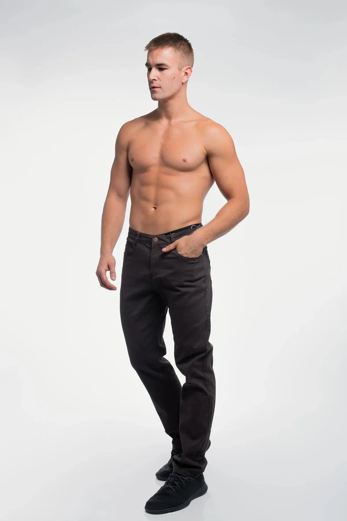 Athletic Fit Chino Pant