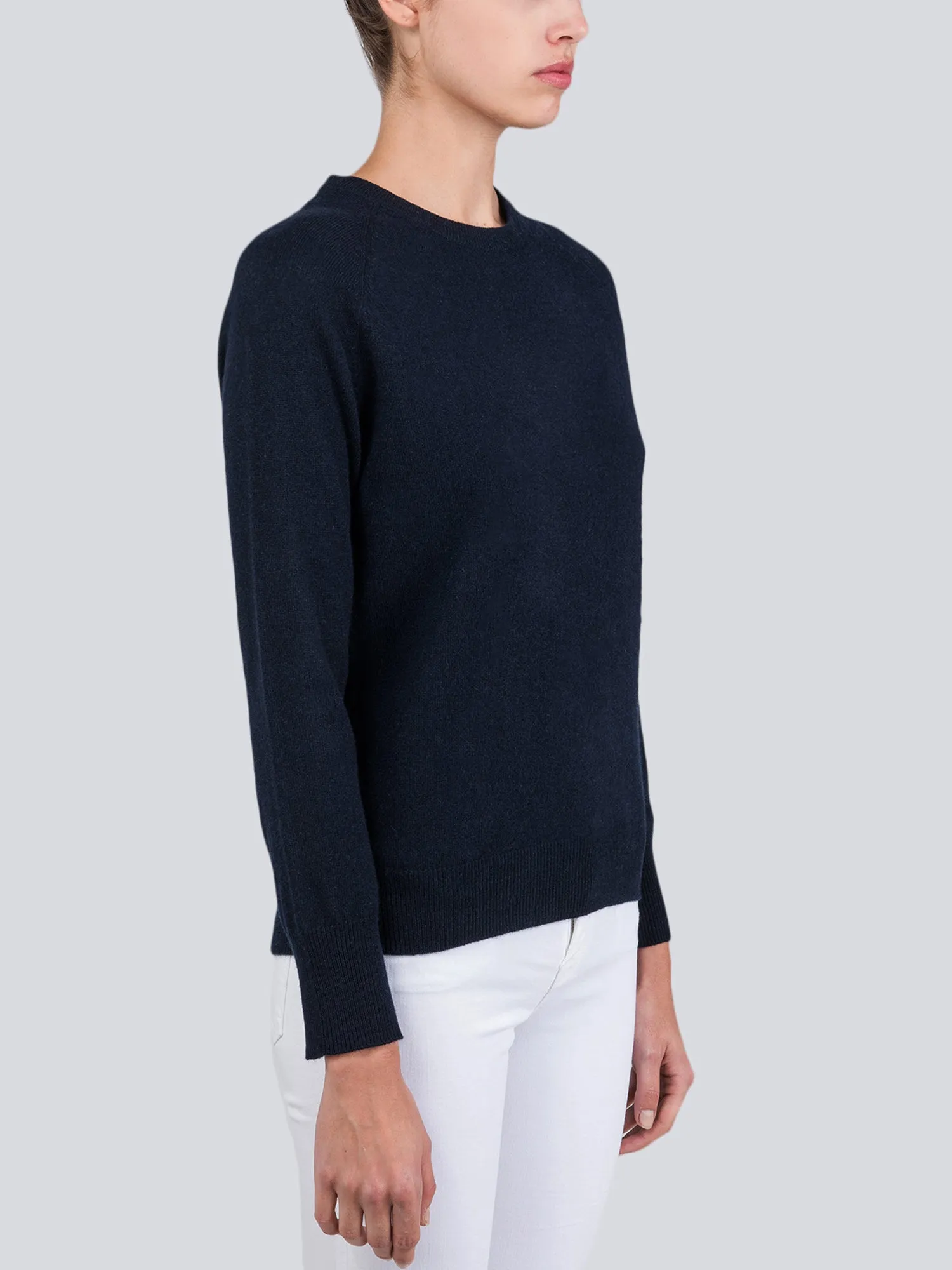 Classic Crew Neck Sweater_Dark Navy