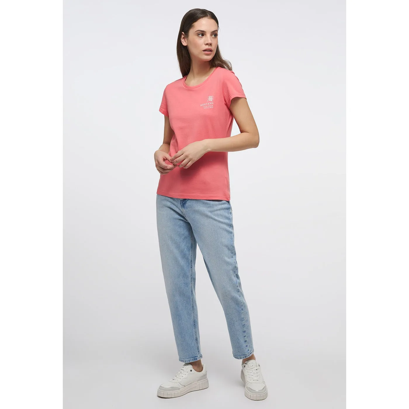 Light Vintage Blue Mom Fit Jeans