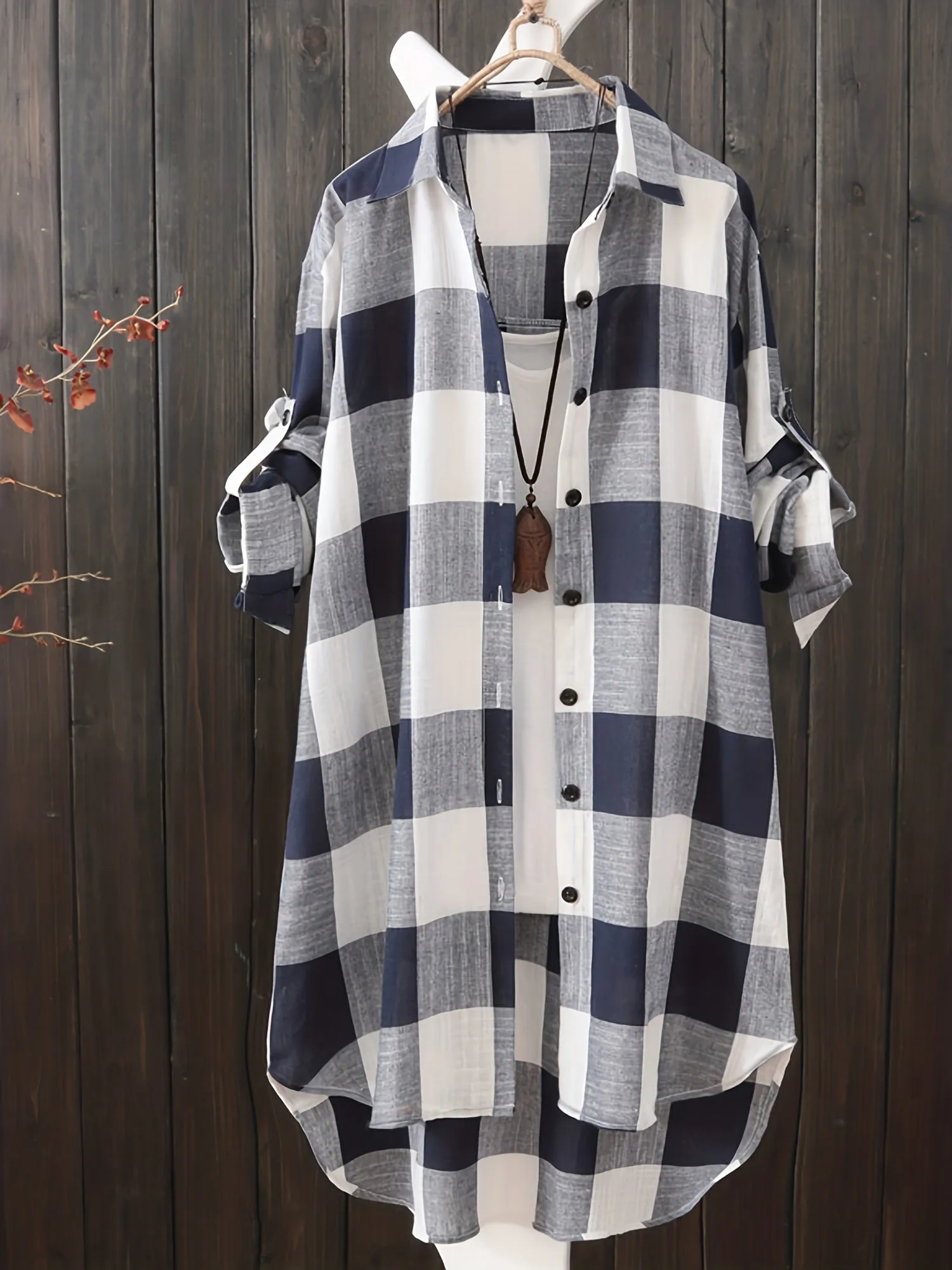 Plaid Print Dipped Hem Shirt Fashionable Womens ButtonDown