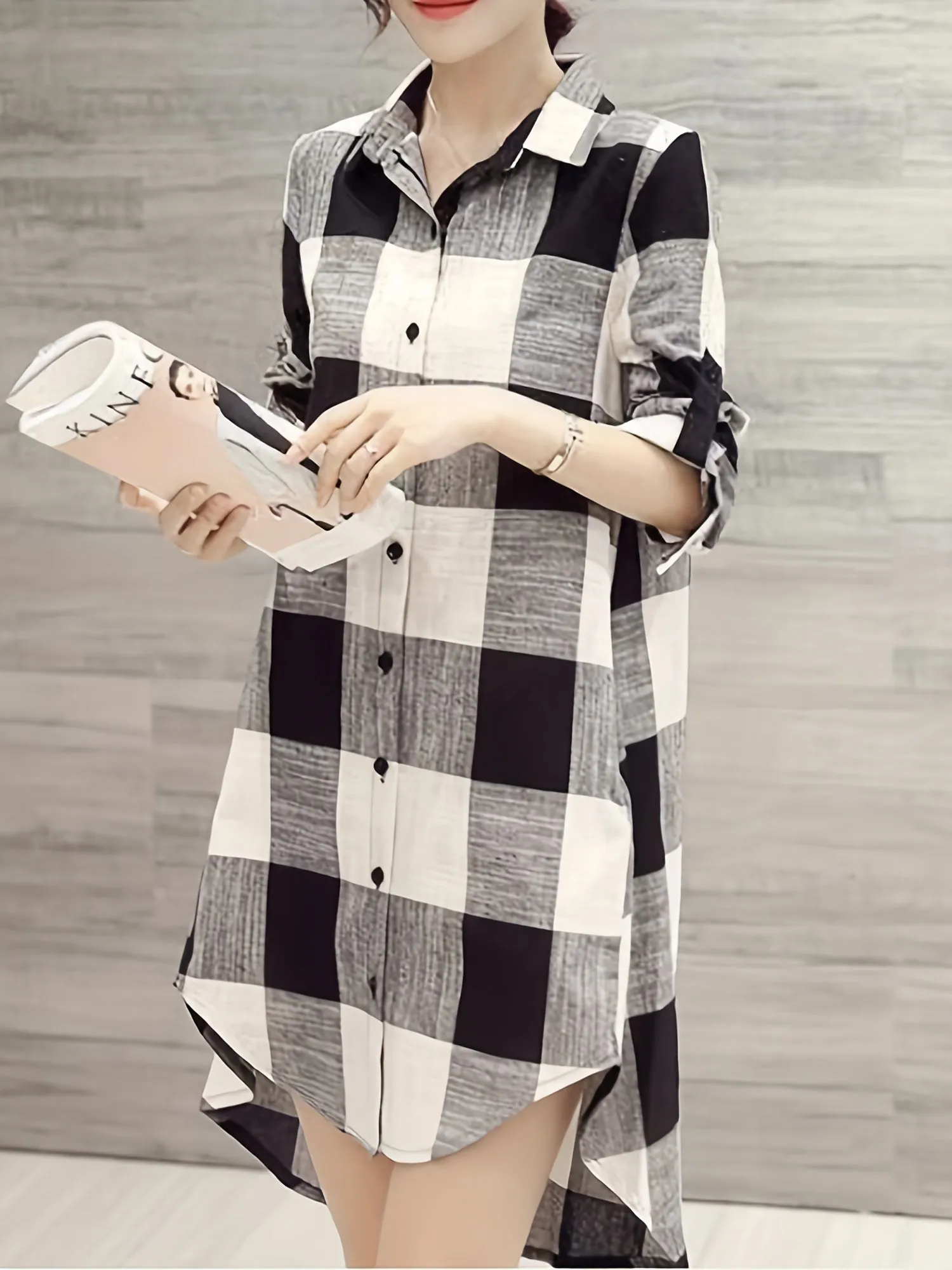 Plaid Print Dipped Hem Shirt Fashionable Womens ButtonDown