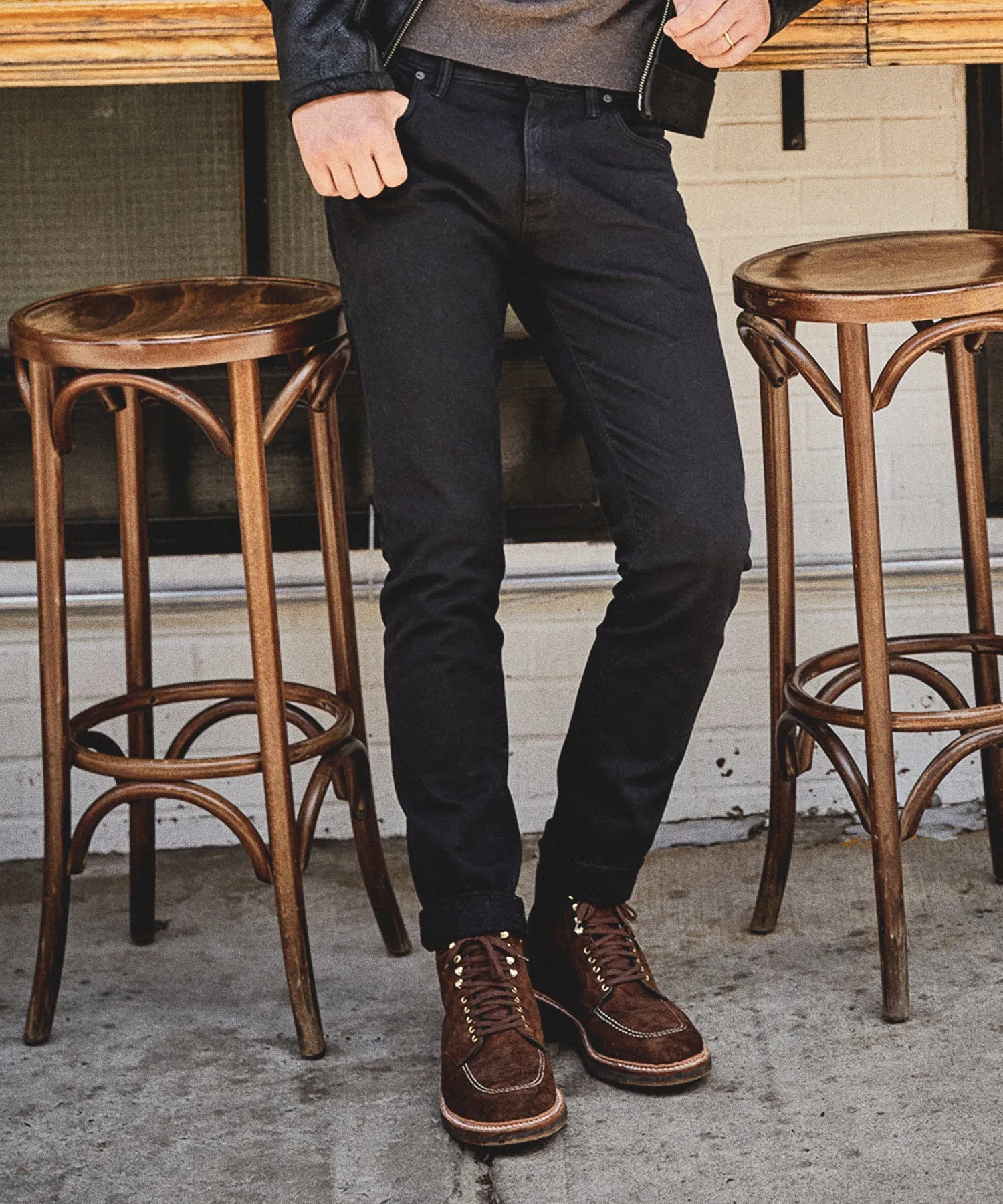 Slim Fit 5-Pocket Chino in Black