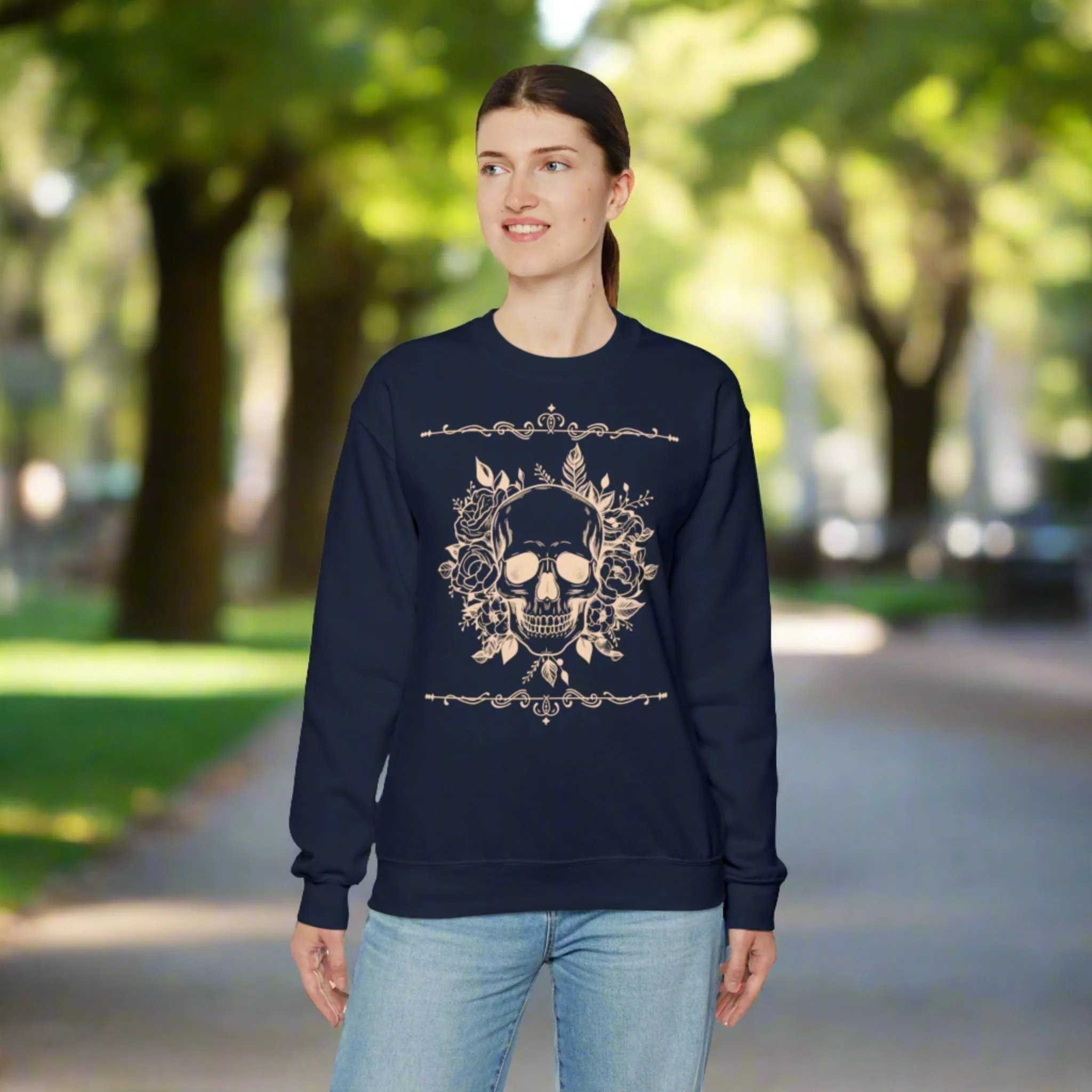 Unisex Vintage Skull Heavy Blend Crewneck Sweatshirt