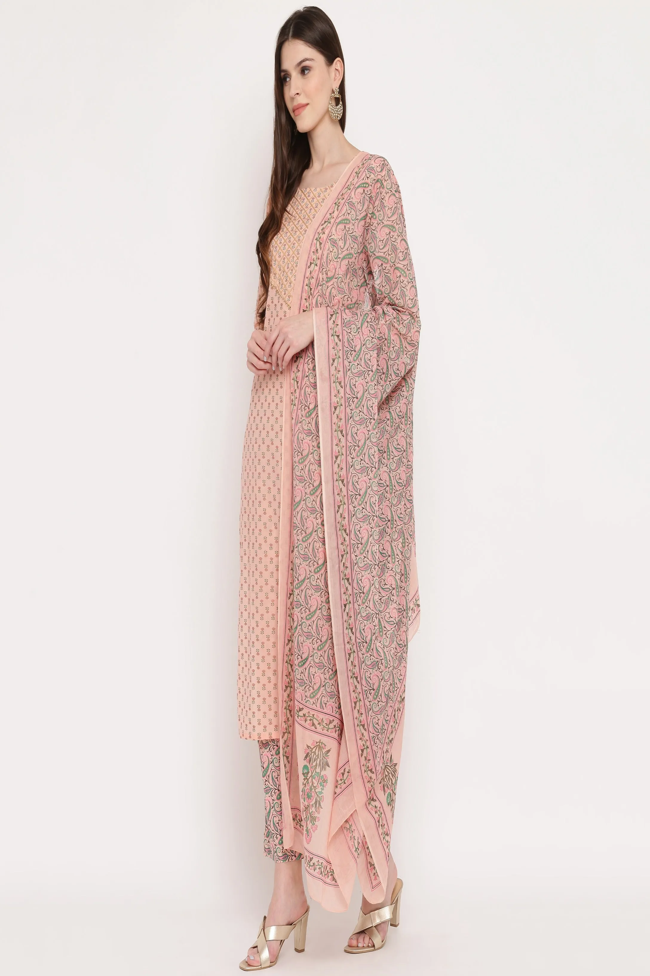 Women'S Foil Print & Gota Patti Work Straight Cotton Peach Kurta,Pant & Dupatta